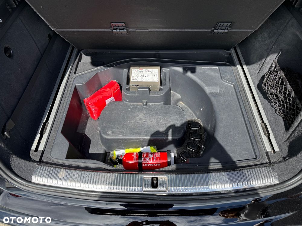 Audi A6 Avant 2.0 TDI Ultra S tronic - 16