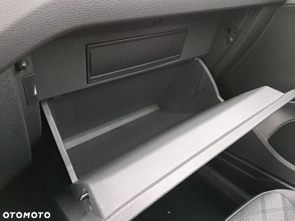 Volkswagen T-Cross - 36