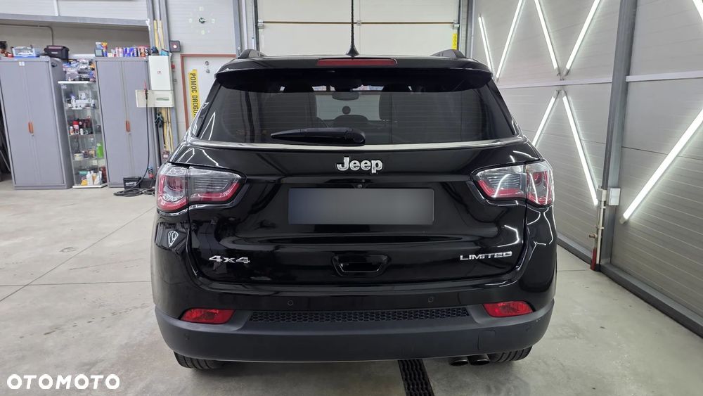 Jeep Compass - 8