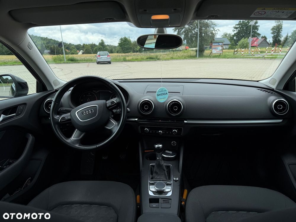 Audi A3 Sportback - 4