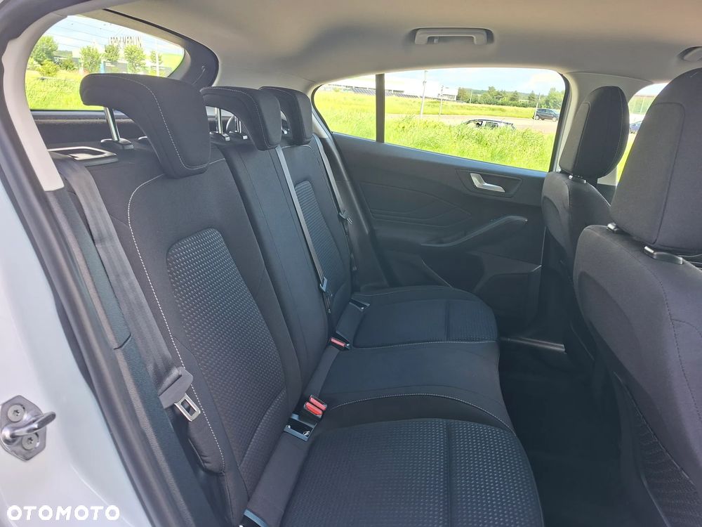 Ford Focus - 14