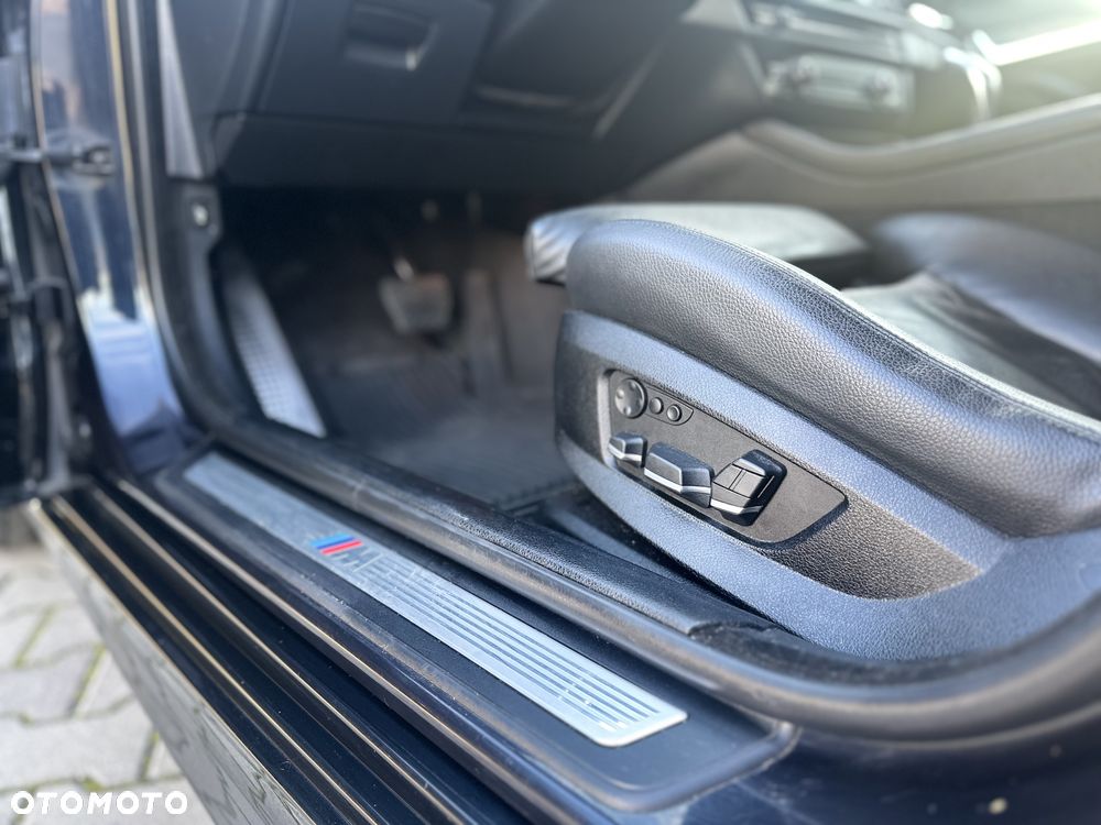 BMW Seria 5 535d xDrive - 14