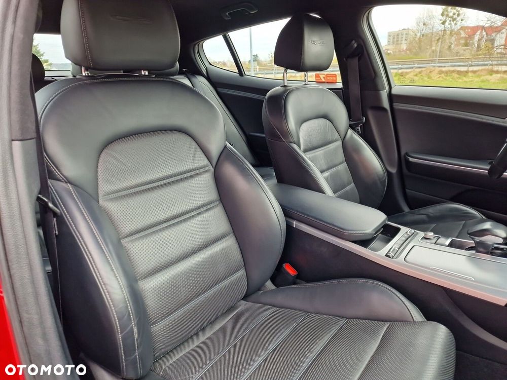 Kia Stinger 2.0 T-GDI GT Line - 18