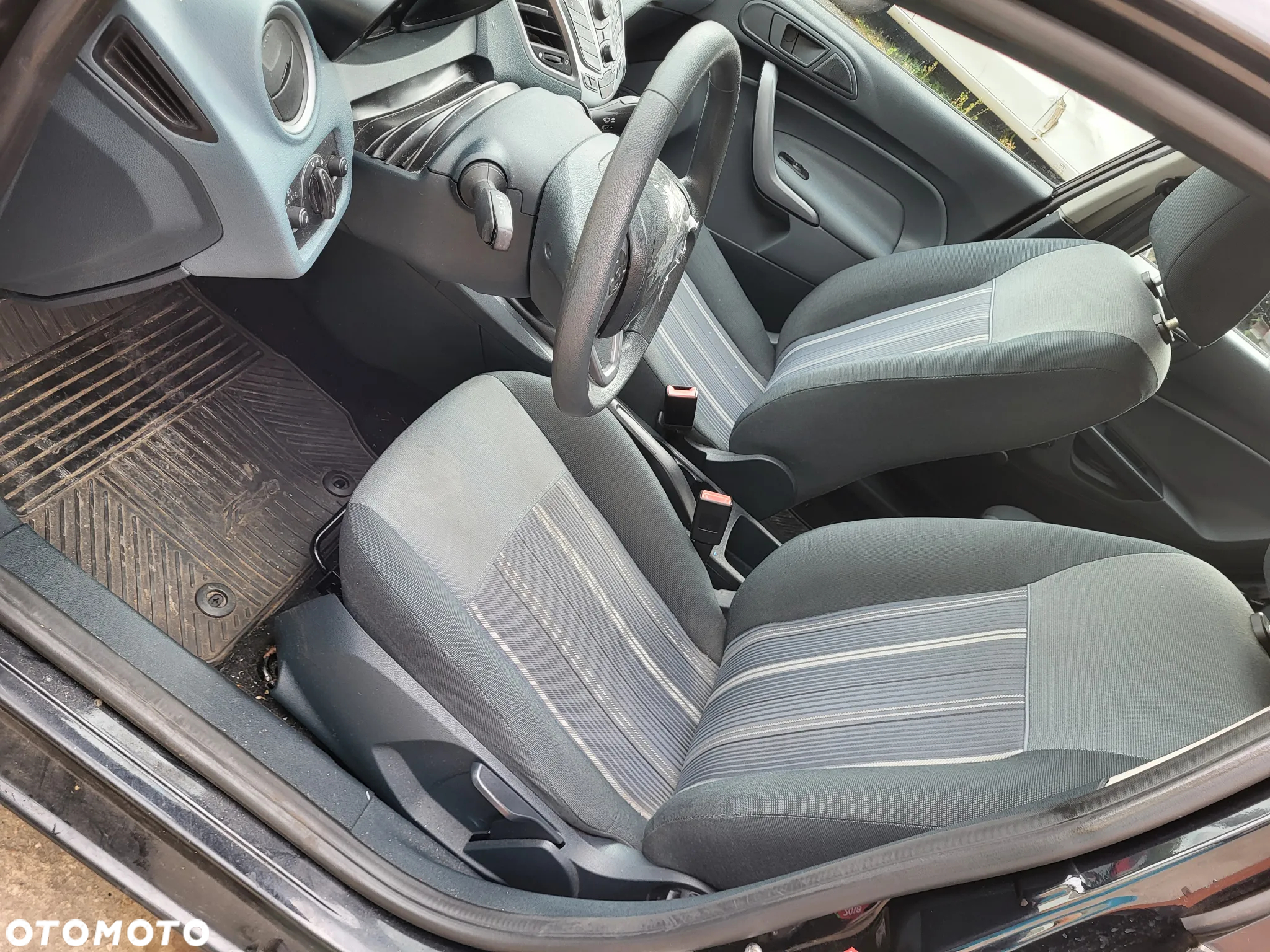 Ford Fiesta 1.25 Ambiente - 10