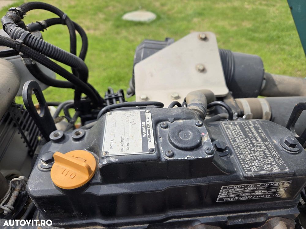 Ammann ARX26, 435h, latime tambur 1,2m, masa operationala 2,5tone, sistem stropire, motor Yanmar 30CP, lungime 2,3m, latime 1,25m, STARE FOARTE BUNA-PROMOTIE 19.900 EUR+Tva - 18