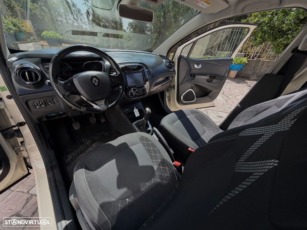 Renault Captur - 42