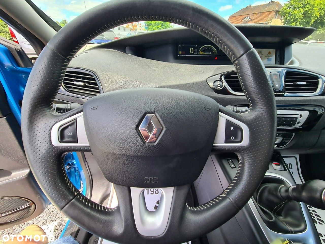 Renault Scenic ENERGY TCe 115 Bose Edition - 16