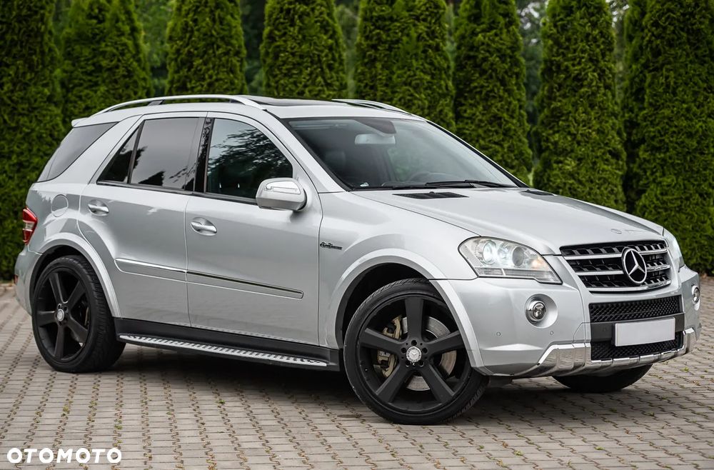 Mercedes-Benz ML 63 AMG 4Matic 7G-TRONIC 10th Anniversary - 30