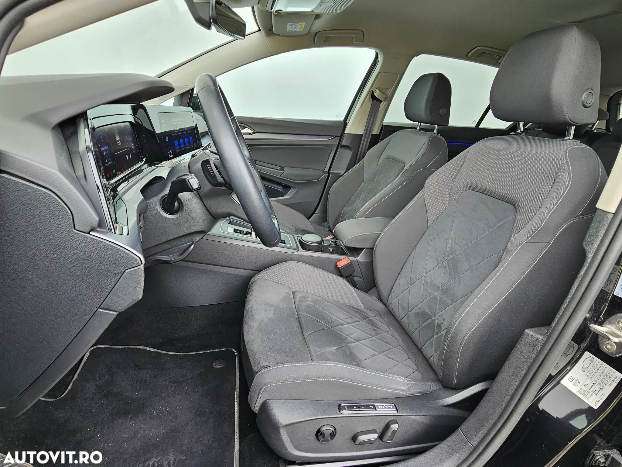Volkswagen Golf 2.0 TDI DSG Style - 8