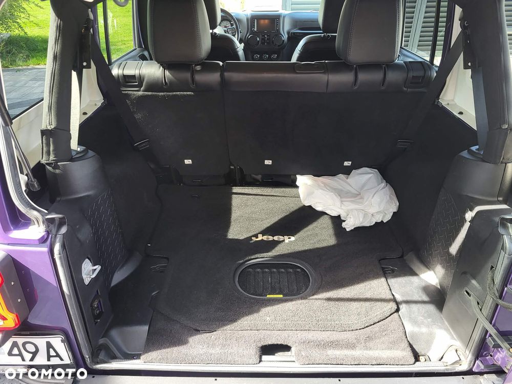 Jeep Wrangler 3.6 Unlim Black Edition II - 20