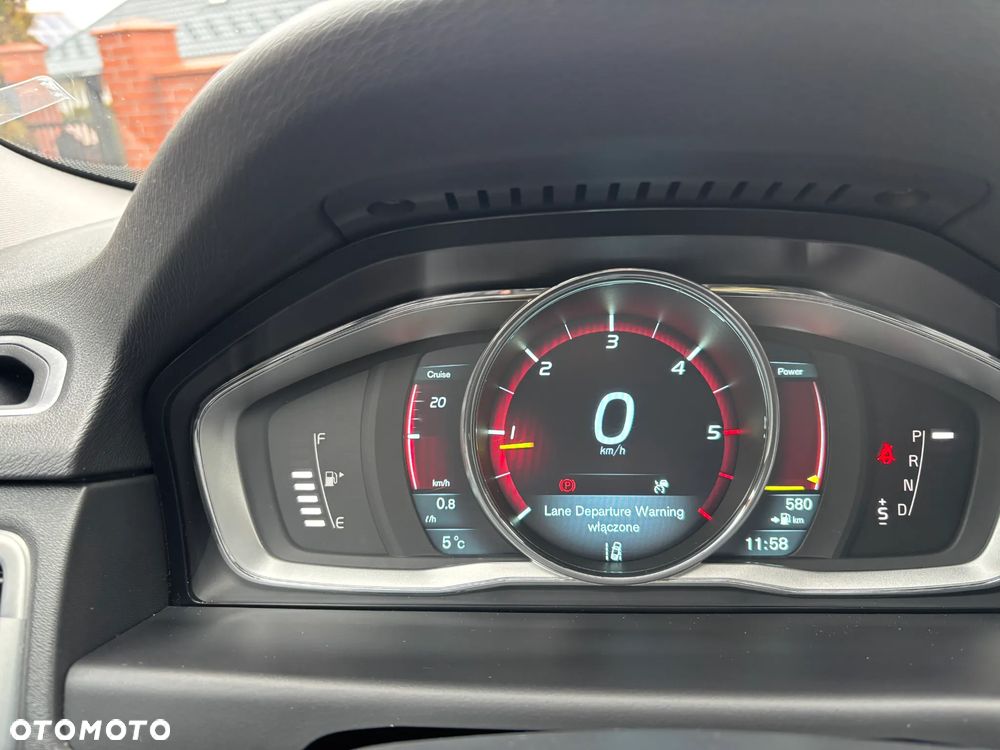 Volvo V70 D4 Geartronic Momentum - 31