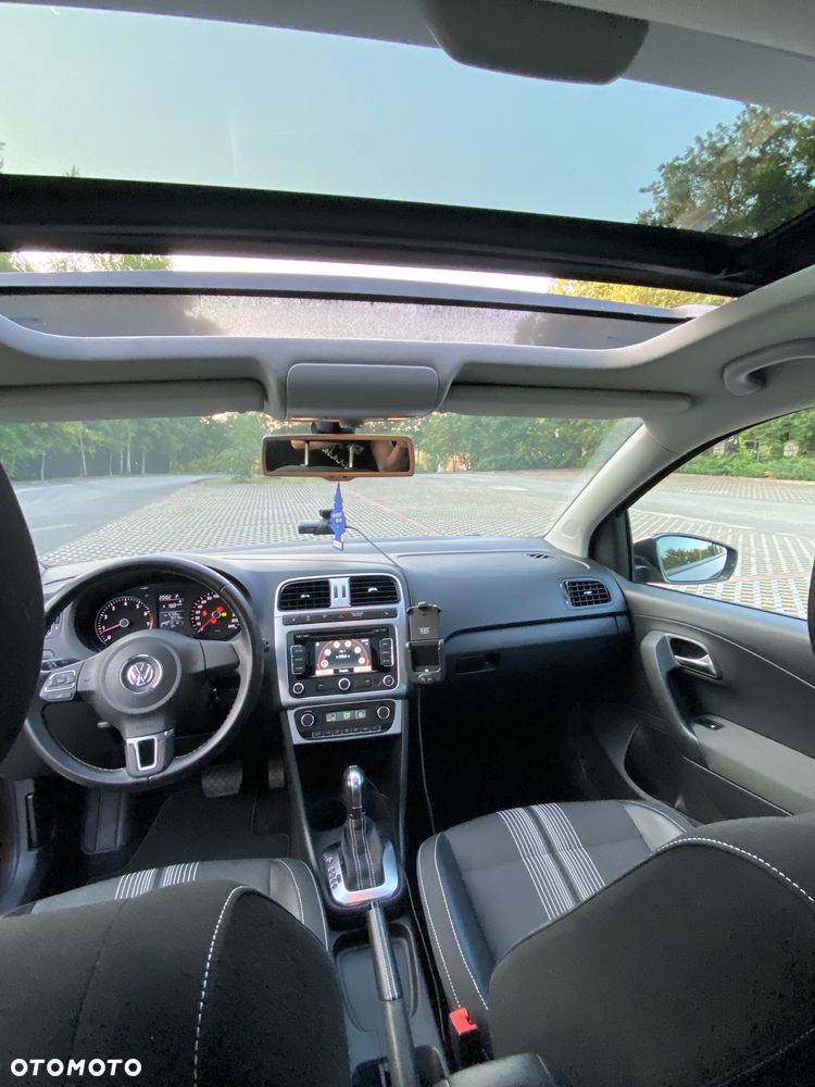 Volkswagen Polo 1.2 TSI DSG MATCH - 25