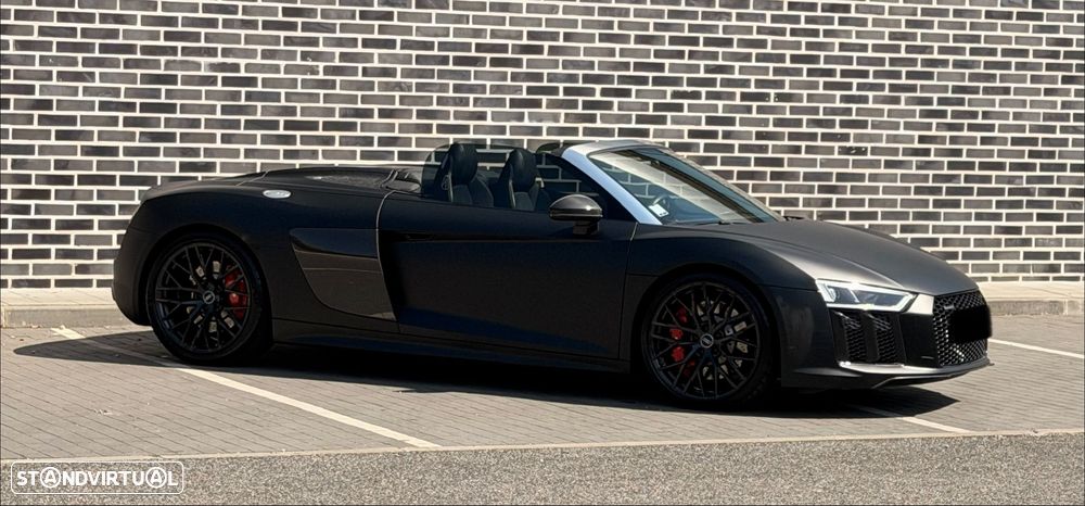 Audi R8 Spyder - 7