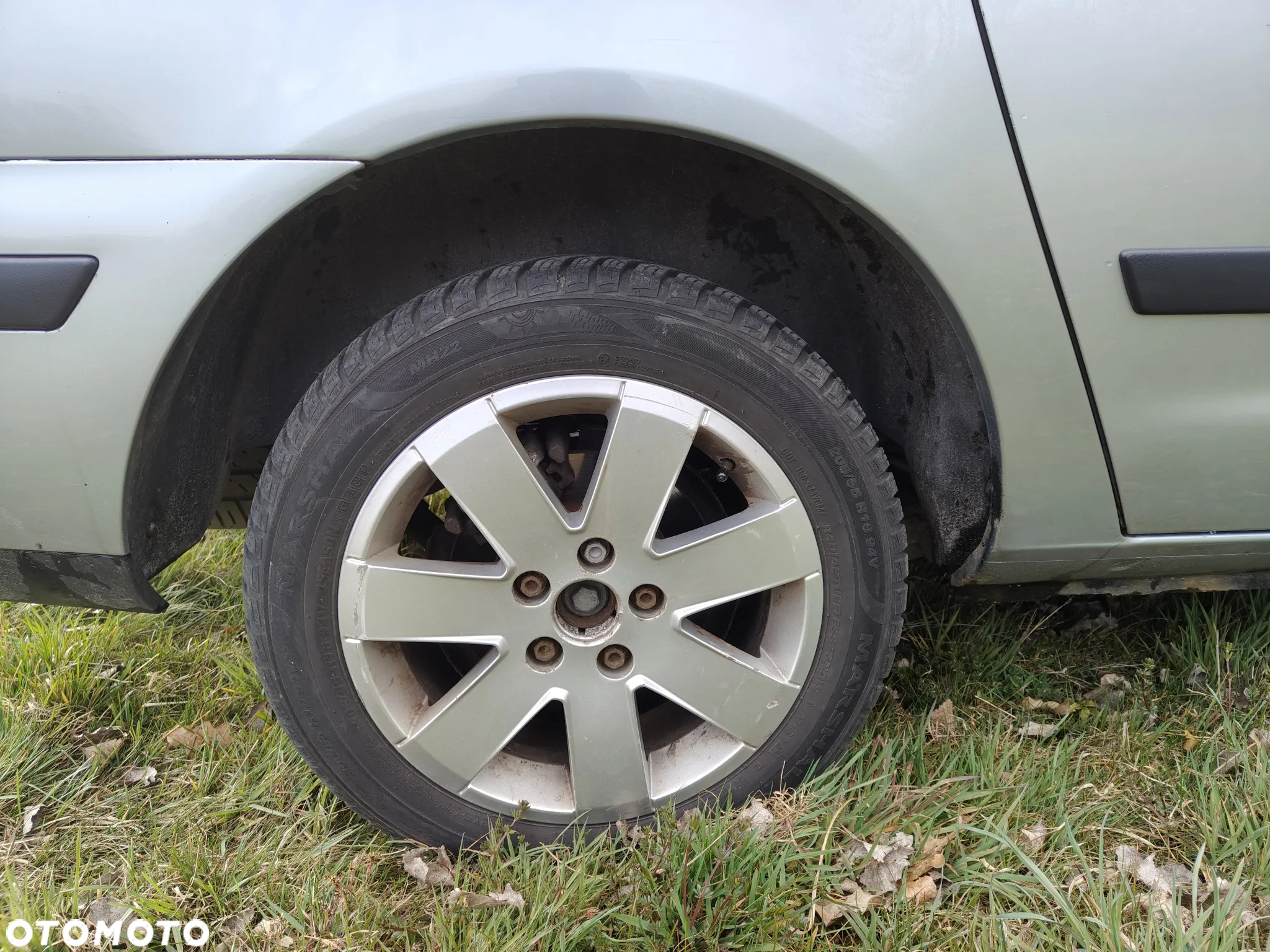Ford Galaxy 1.9 TDI Ghia - 16