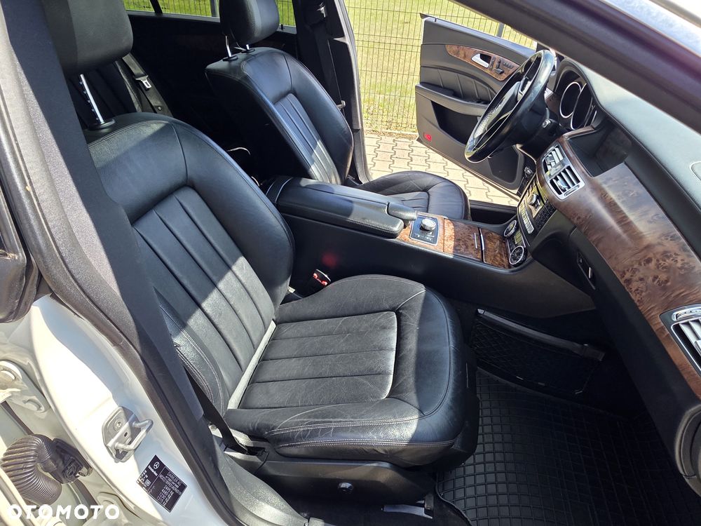 Mercedes-Benz CLS 350 CDI 4Matic DPF B.EFF 7G-TR Edition 1 - 16