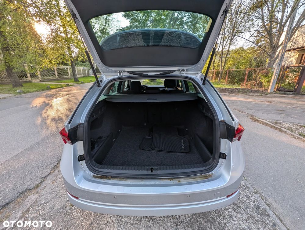 Skoda Octavia 1.0 TSI e-Tec Ambition DSG - 32