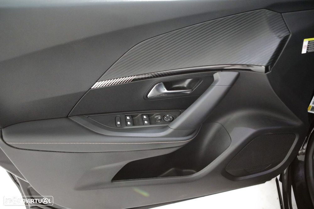 Peugeot 2008 1.2 Hybrid Allure e-DCS6 - 16