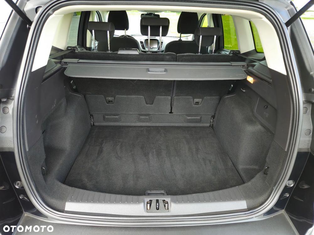 Ford Kuga 1.5 EcoBoost 2x4 Cool & Connect - 9