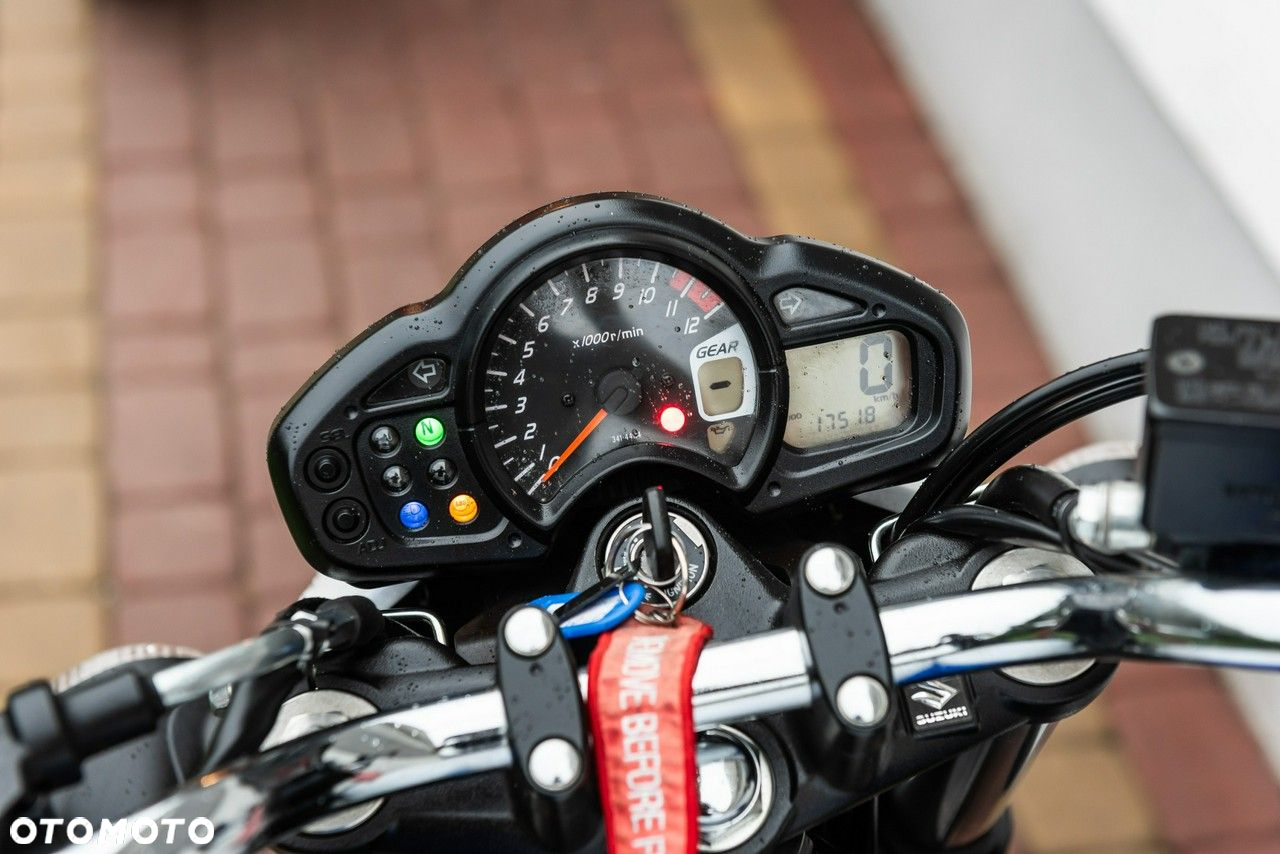 Suzuki Gladius - 9