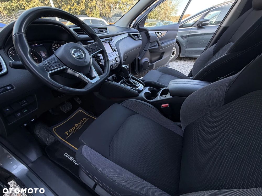 Nissan Qashqai 1.3 DIG-T DCT N-CONNECTA - 18