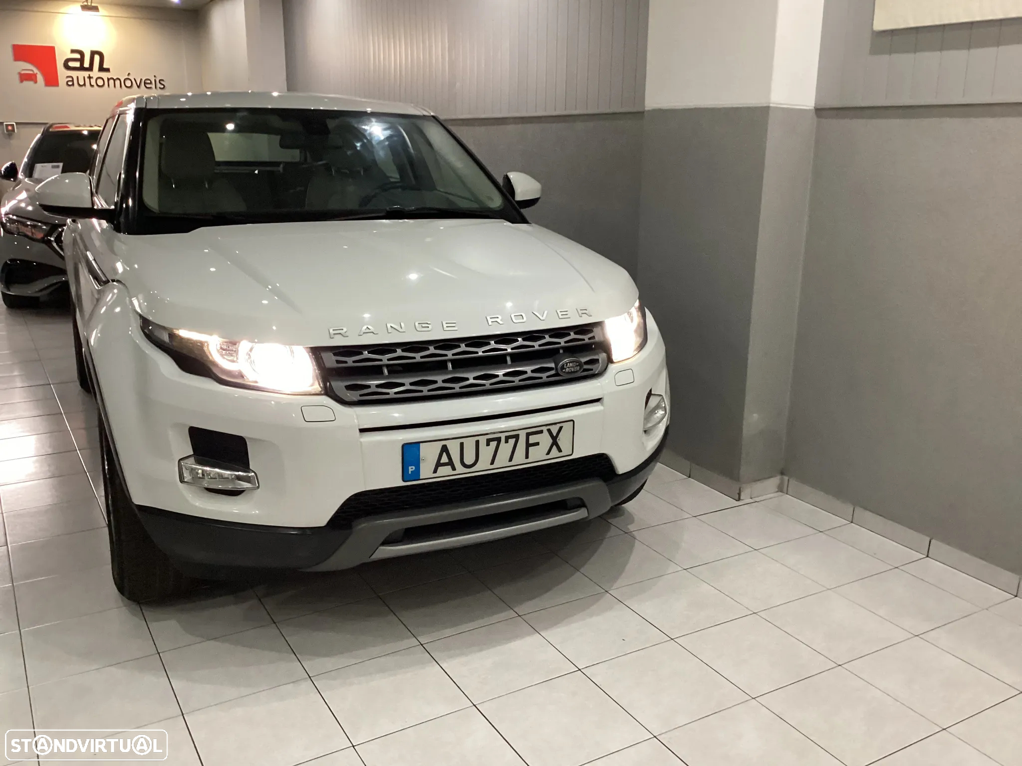 Land Rover Range Rover Evoque 2.2 eD4 Dynamic - 2