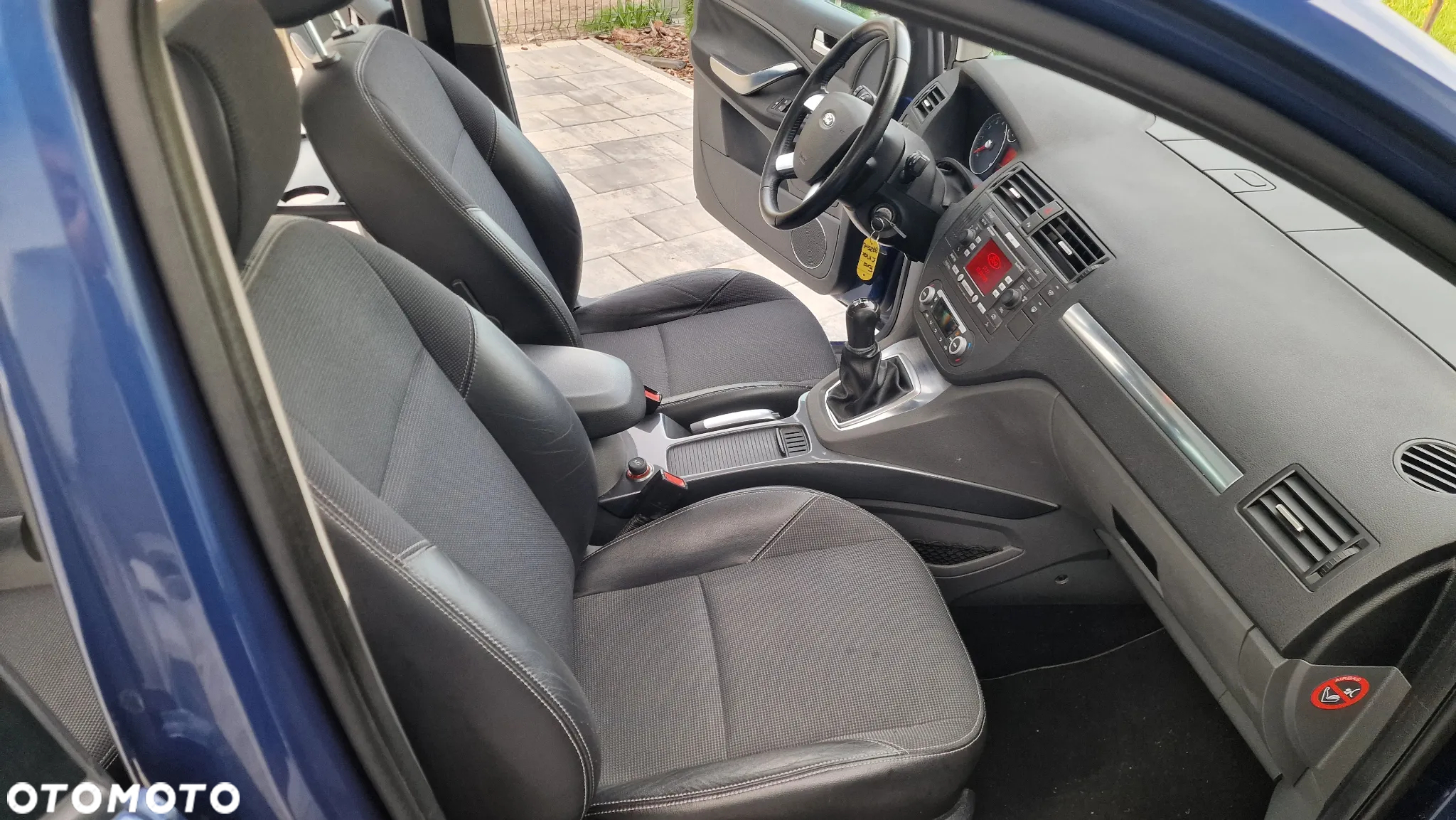 Ford C-MAX 1.8 Titanium - 24
