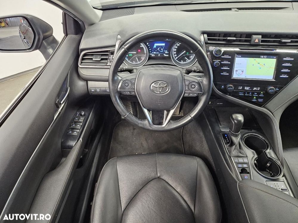 Toyota Camry 2.5 Business - 6