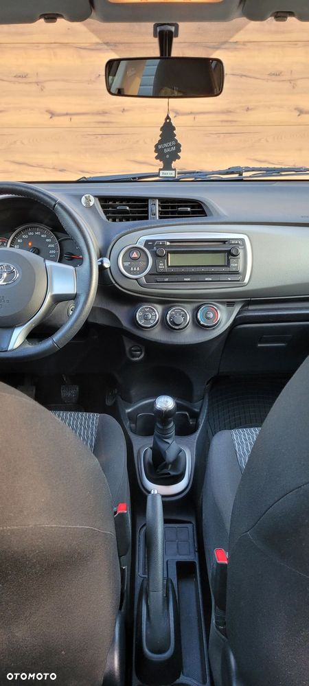 Toyota Yaris 1.0 Active - 10
