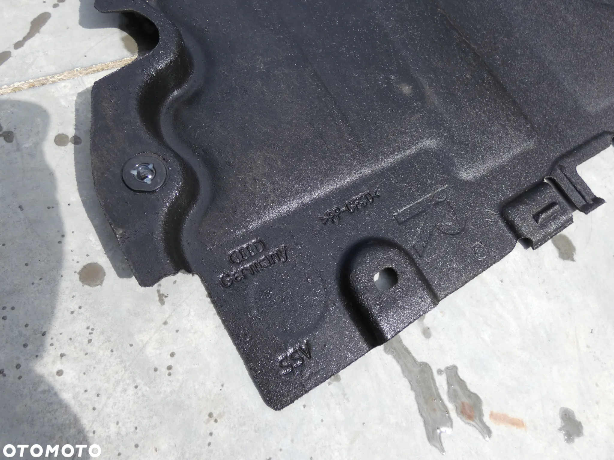 AUDI A6 C7 OSŁONA PRAWA PŁYTA PODWOZIA DOLNA PODŁOGI 4G0825208A D97 - 8