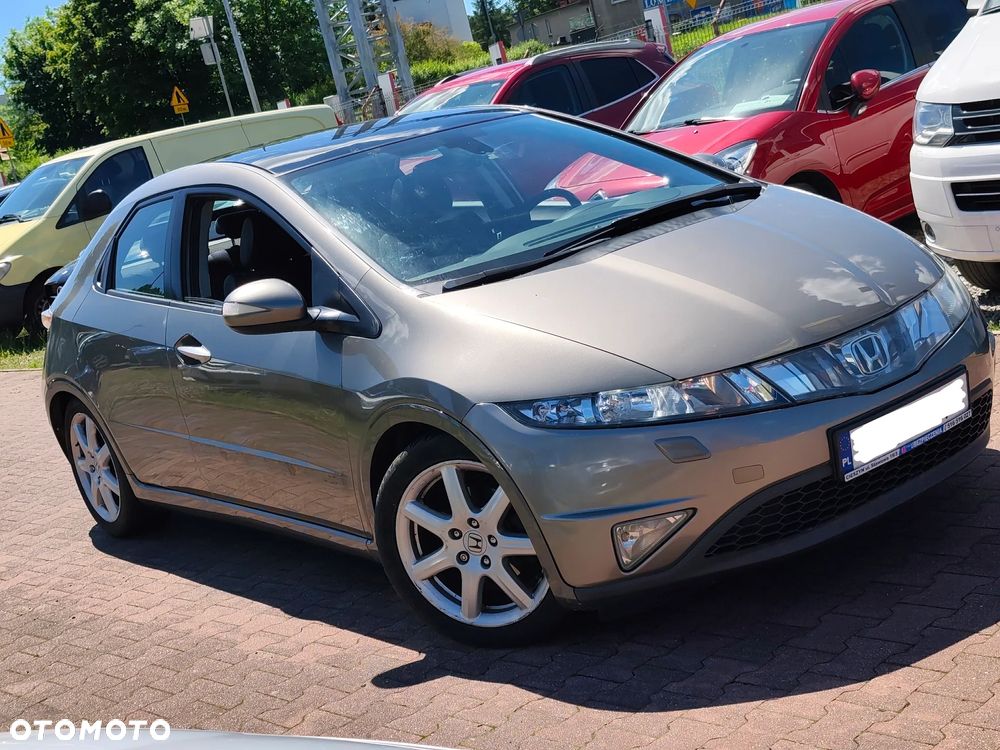Honda Civic 1.8 Executive - 3