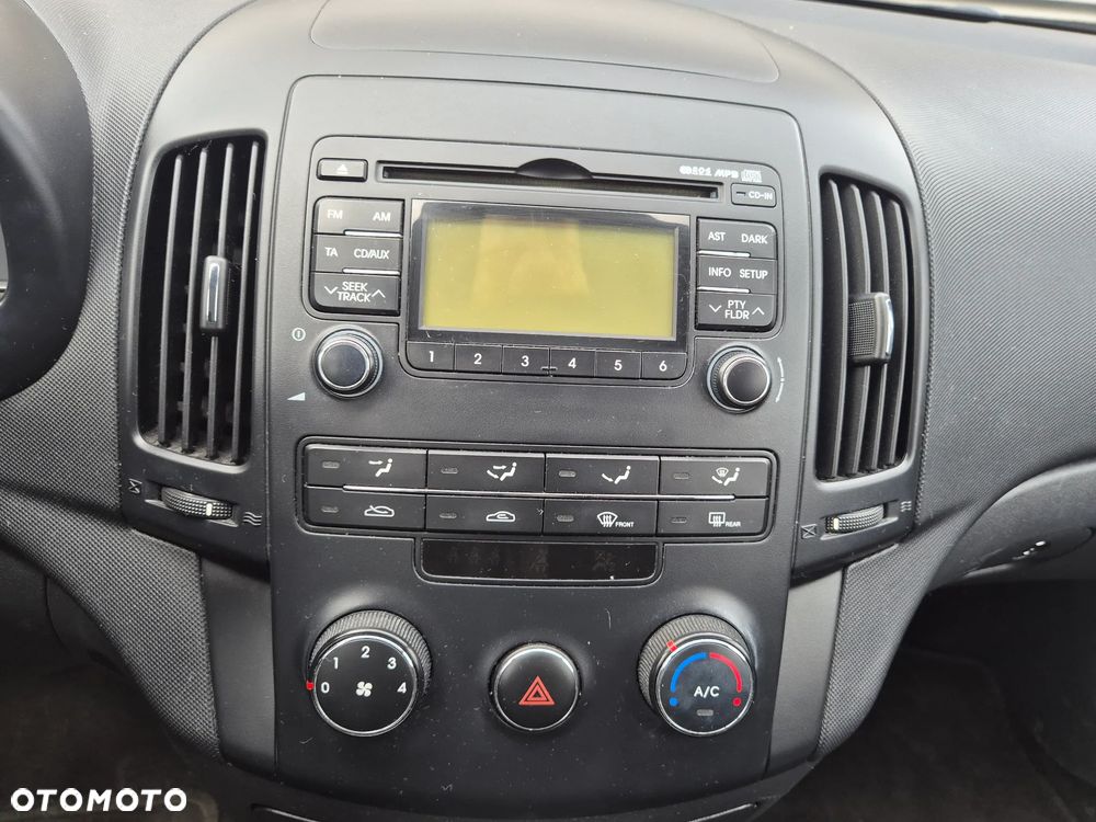 Hyundai i30 1.6 CRDi Base - 13