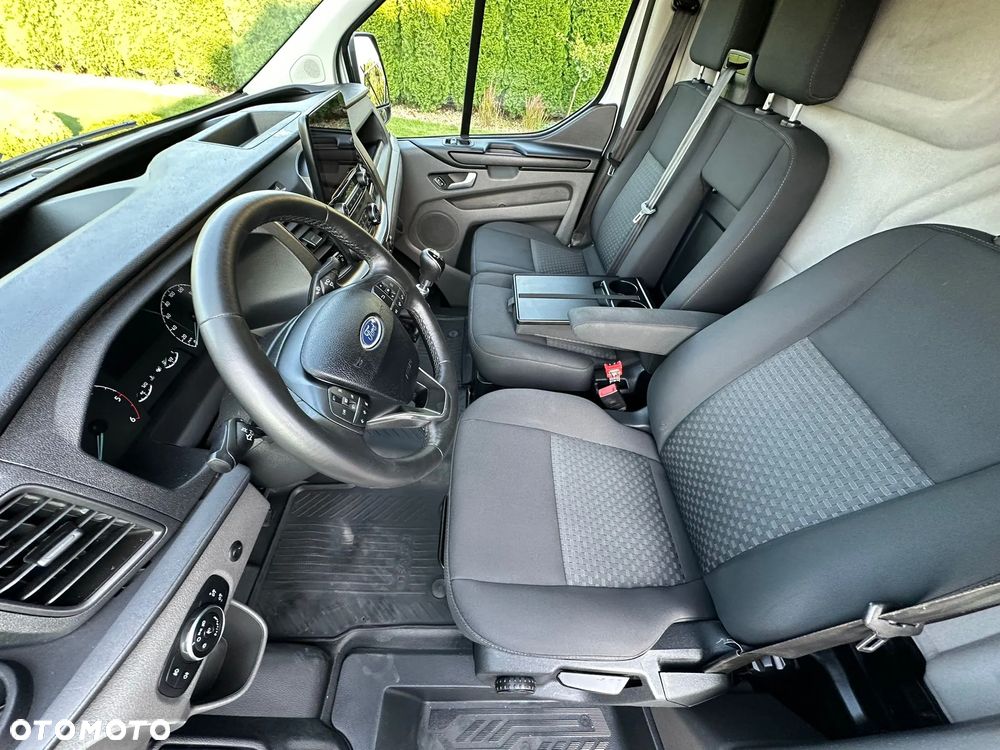 Ford TRANSIT CUSTOM - 6