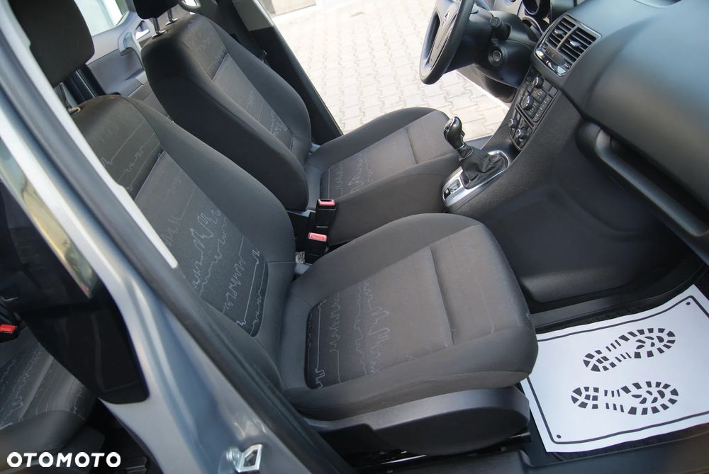 Opel Meriva 1.4 Essentia - 21