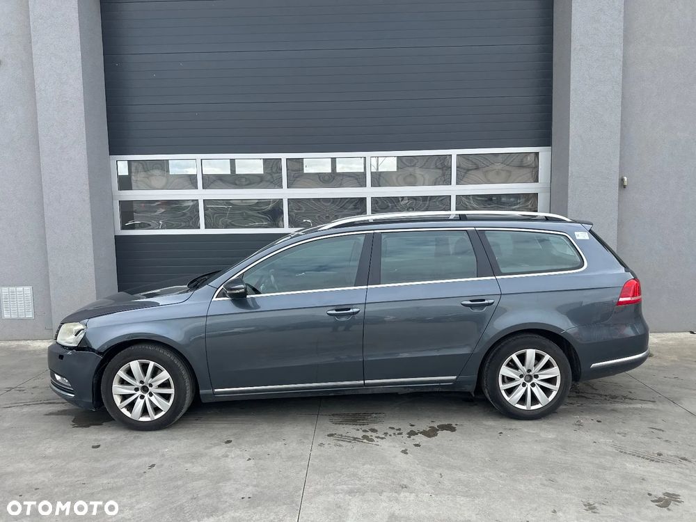 Volkswagen Passat 2.0 TDI Comfortline - 6