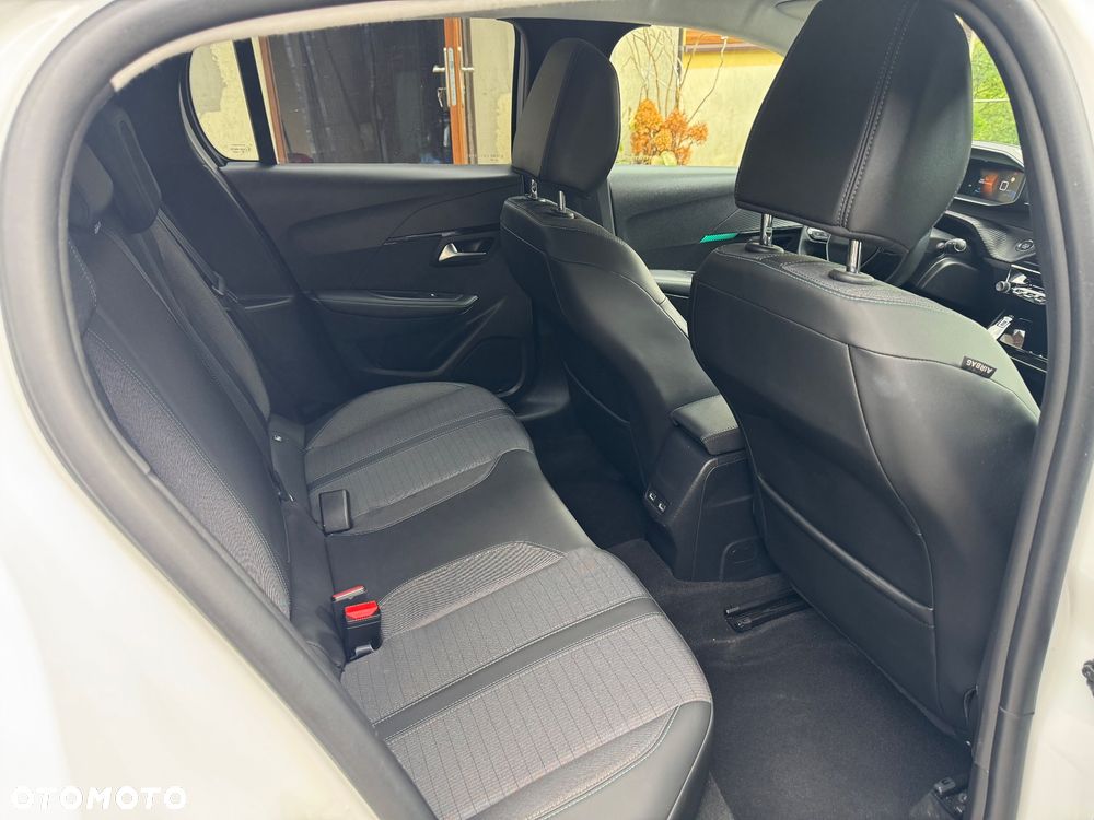 Peugeot 208 1.2 PureTech GT Line S&S - 12