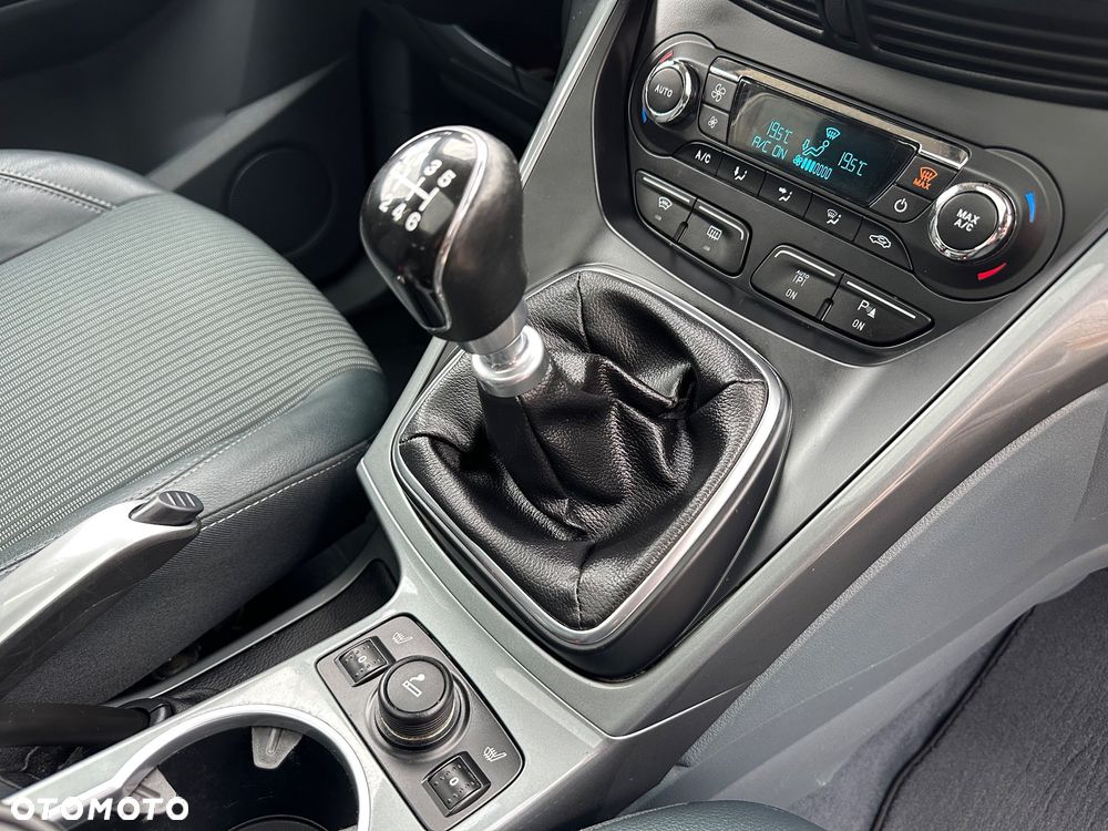 Ford C-MAX 2.0 TDCi Titanium - 23