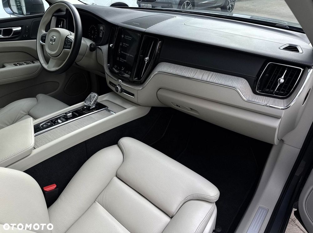 Volvo XC 60 - 9