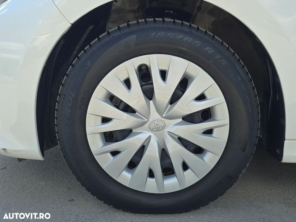 Toyota Yaris - 7