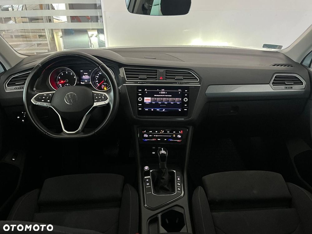 Volkswagen Tiguan - 22