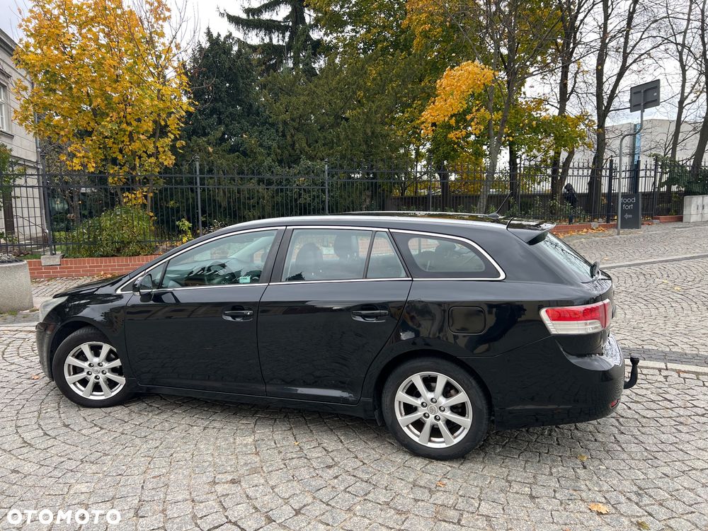 Toyota Avensis 2.0 D-4D Luna - 7