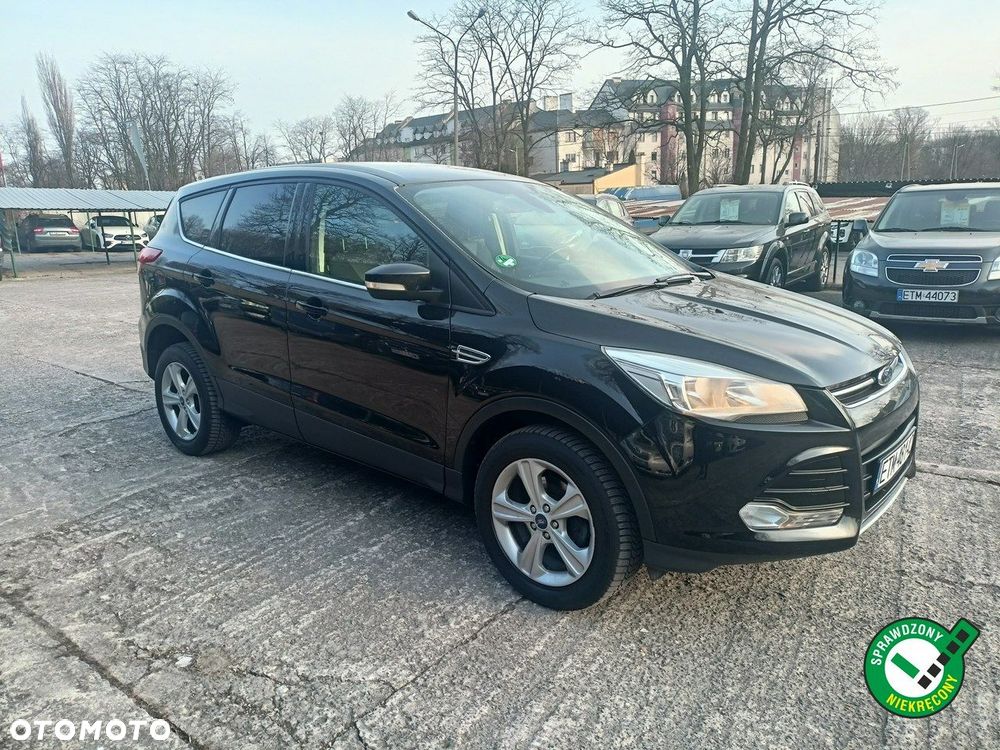Ford Kuga 1.6 EcoBoost 2x4 Titanium - 1