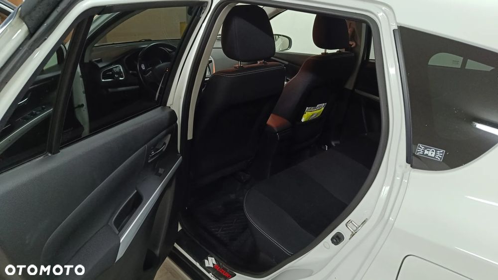 Suzuki SX4 S-Cross 1.4 SHVS Premium - 8