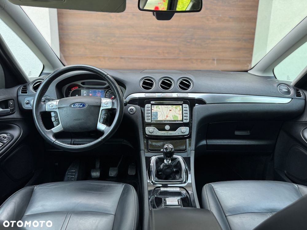 Ford S-Max 2.0 TDCi DPF Titanium - 27