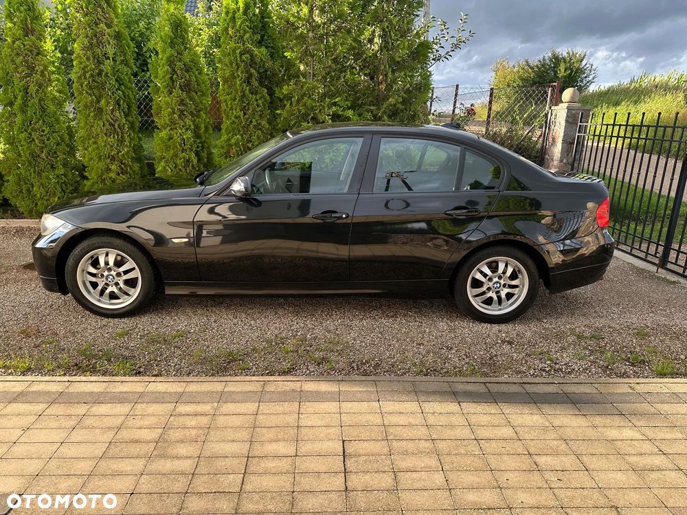 BMW Seria 3 - 1