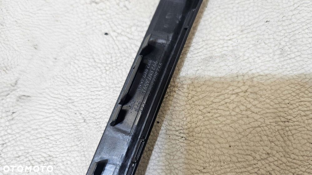 blenda tył logo napis tył porsche 911 992 992807659 - 8