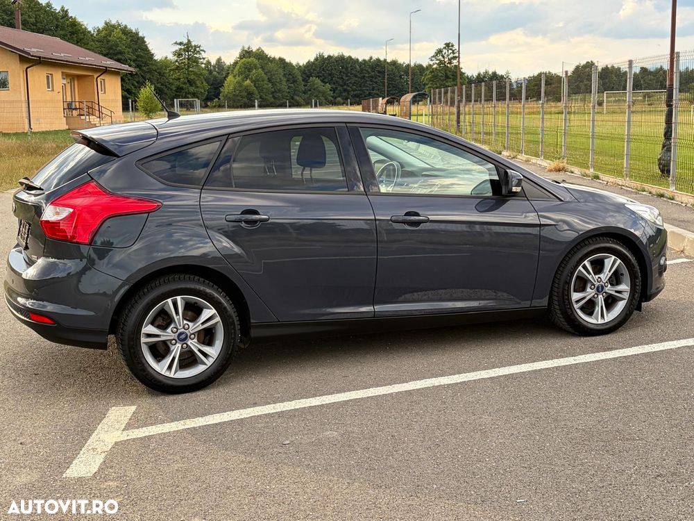 Ford Focus 1.0 EcoBoost Titanium - 6