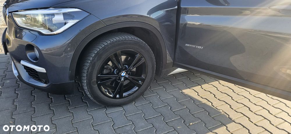 BMW X1 sDrive18i - 14