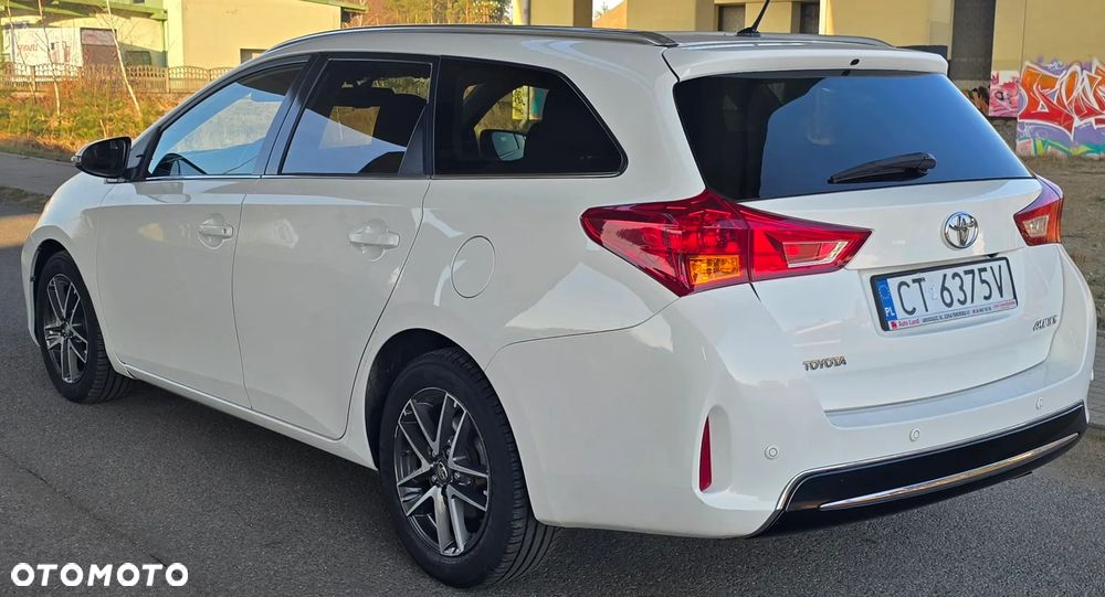 Toyota Auris 1.6 Valvematic Multidrive S Comfort - 4