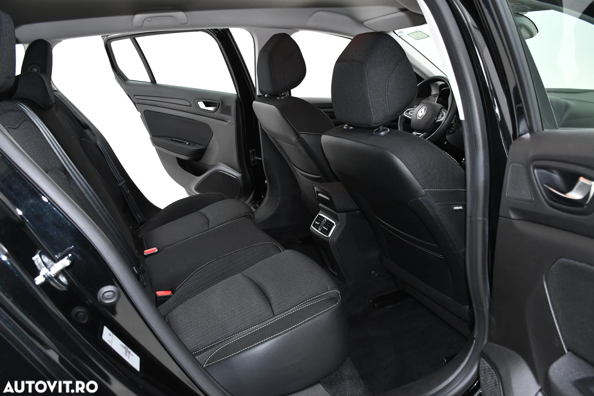 Renault Megane Blue dCi 116 Intens - 6