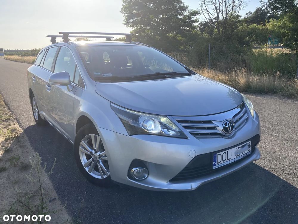 Toyota Avensis - 6